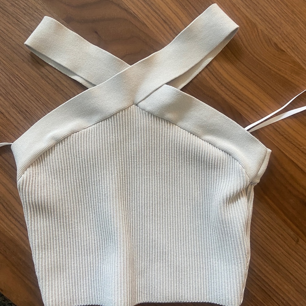 Aritzia Cross Sculpt Tank